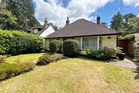 2 bedroom detached bungalow to rent, Colehill