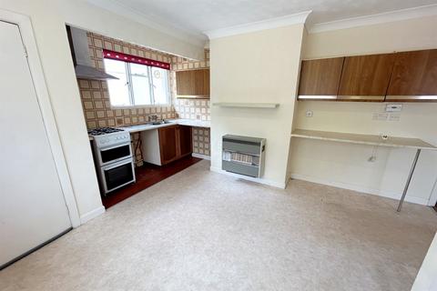 2 bedroom detached bungalow to rent, Colehill