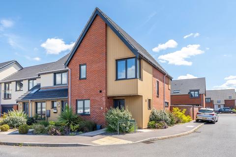 3 bedroom end of terrace house for sale, Blaxter Way, Norwich