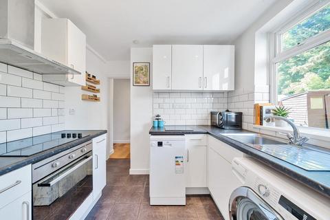 4 Clarence Road, London, W4 3AS