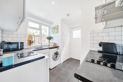 4 Clarence Road, London, W4 3AS