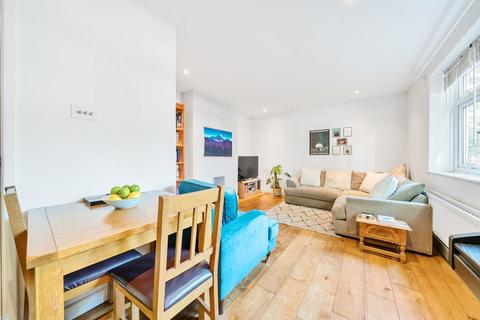 4 Clarence Road, London, W4 3AS