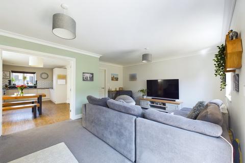 11 Equine Way, Chinnor, OX39 4GB