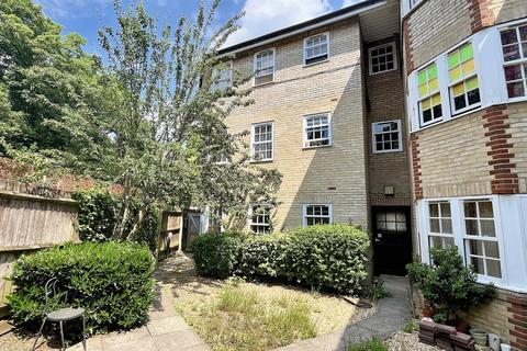 2 bedroom flat for sale, Southampton