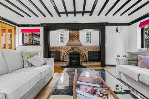 undefined, Kentish Lane, Brookmans Park, AL9