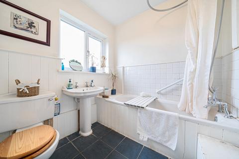 54 Beverley Road, Ruislip, HA4 9AW