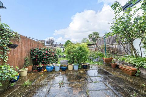 54 Beverley Road, Ruislip, HA4 9AW