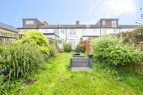 54 Beverley Road, Ruislip, HA4 9AW
