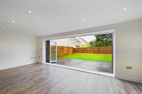 3 bedroom detached house for sale, The Spiert, Aylesbury HP17