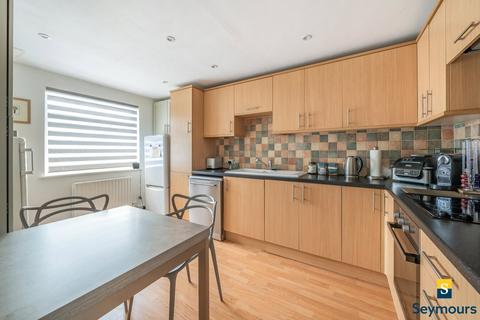 4 bedroom terraced house for sale, Harvey Road, Guildford GU1