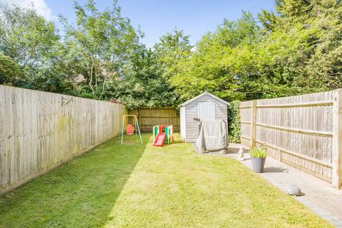 24 Edwards Close, Broadbridge Heath, Horsham, RH12 3PL