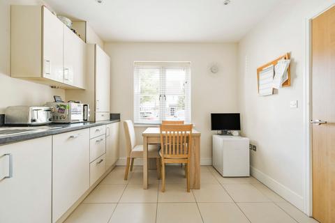 24 Edwards Close, Broadbridge Heath, Horsham, RH12 3PL