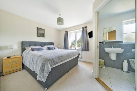 24 Edwards Close, Broadbridge Heath, Horsham, RH12 3PL