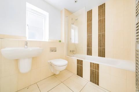 24 Edwards Close, Broadbridge Heath, Horsham, RH12 3PL