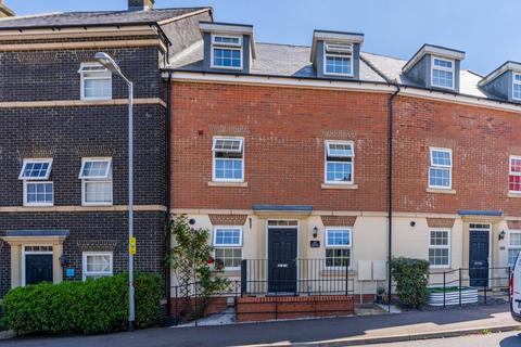 4 bedroom townhouse for sale, Summers Hill Drive, Papworth Everard, CB23