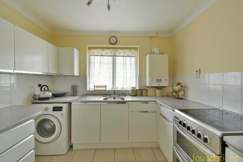 2 bedroom detached bungalow for sale, Collington Park Crescent, Bexhill-on-Sea, TN39