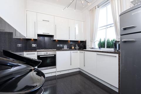 2 bedroom flat for sale, Eliot Hill, Lewisham