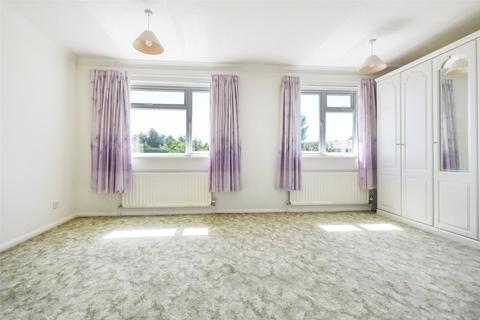 47 Lightsfield, Oakley, Basingstoke, RG23 7BL