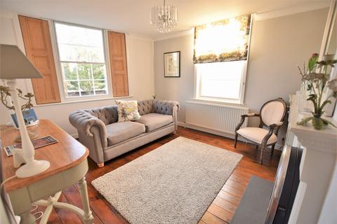 2 bedroom flat for sale, Rutland Gables, Tinwell Road, Stamford, PE9