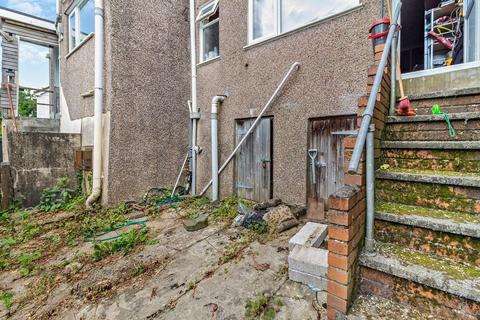 3 bedroom terraced house for sale, Commercial Road, Pontardawe, Swansea, SA8