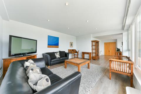 3 bedroom apartment to rent, Dolphin House, Smugglers Way, London, SW18
