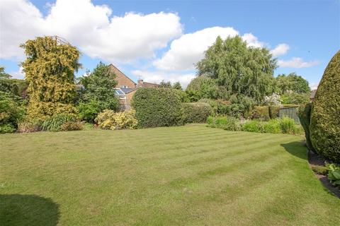 3 bedroom detached bungalow for sale, Braggintons Lane, Middleton Cheney, Banbury, OX17 2NG