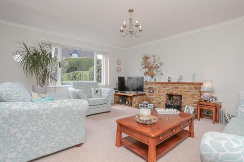 undefined, Braggintons Lane, Middleton Cheney, Banbury, OX17 2NG - BUILDING PLOT