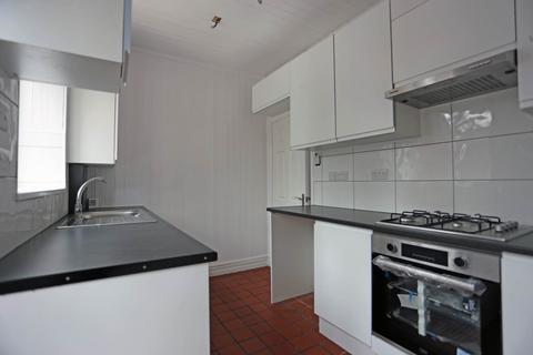 2 bedroom terraced house to rent, Darcy Gardens, Dagenham