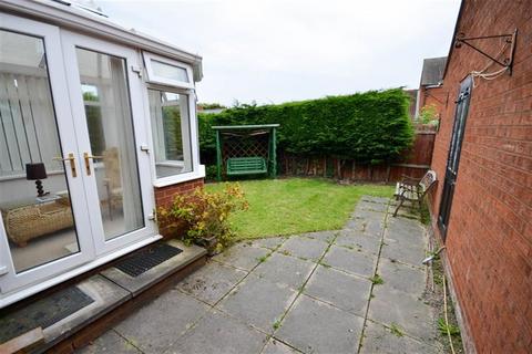 2 bedroom bungalow for sale, Green Hill Walk, South Shields