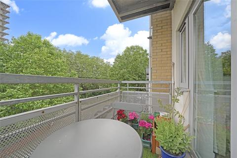 2 bedroom flat for sale, Hawker Place, Walthamstow, London, E17