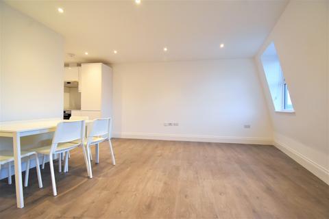 1 bedroom flat to rent, Ballards Lane, London, N12