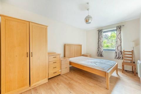 2 bedroom flat to rent, Peterborough Road,HA1, Harrow, HA1