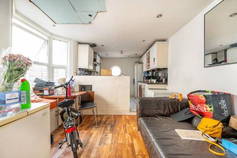 4 bedroom house for sale, Richford Road, Stratford, London, E15