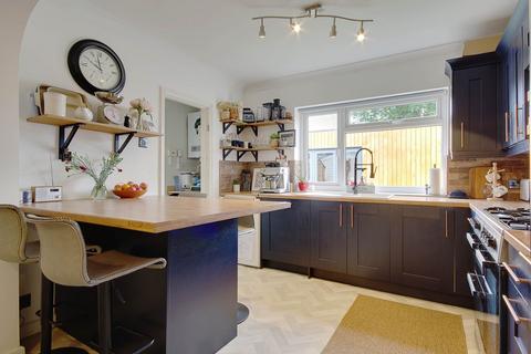 7 Bradpole Road, Bournemouth, BH8 9NX