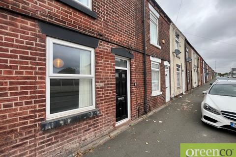 2 bedroom terraced house to rent, Hilton Lane, Salford M28