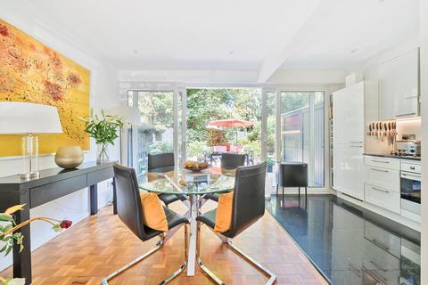 3 bedroom end of terrace house for sale, The Cedars, Adelaide Road, Teddington, TW11