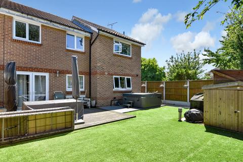 5 bedroom semi-detached house for sale, Milbanke Close, North Shoebury, Shoeburyness, Essex, SS3