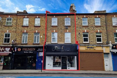 Property for sale, 122 Battersea Park Road, Wandsworth, London, SW11