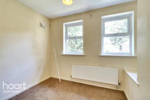 2 bedroom end of terrace house for sale, Mayfields, Swanscombe