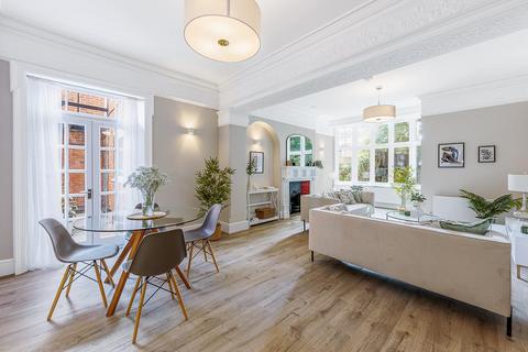 3 bedroom apartment for sale, The Avenue, Chiswick, W4