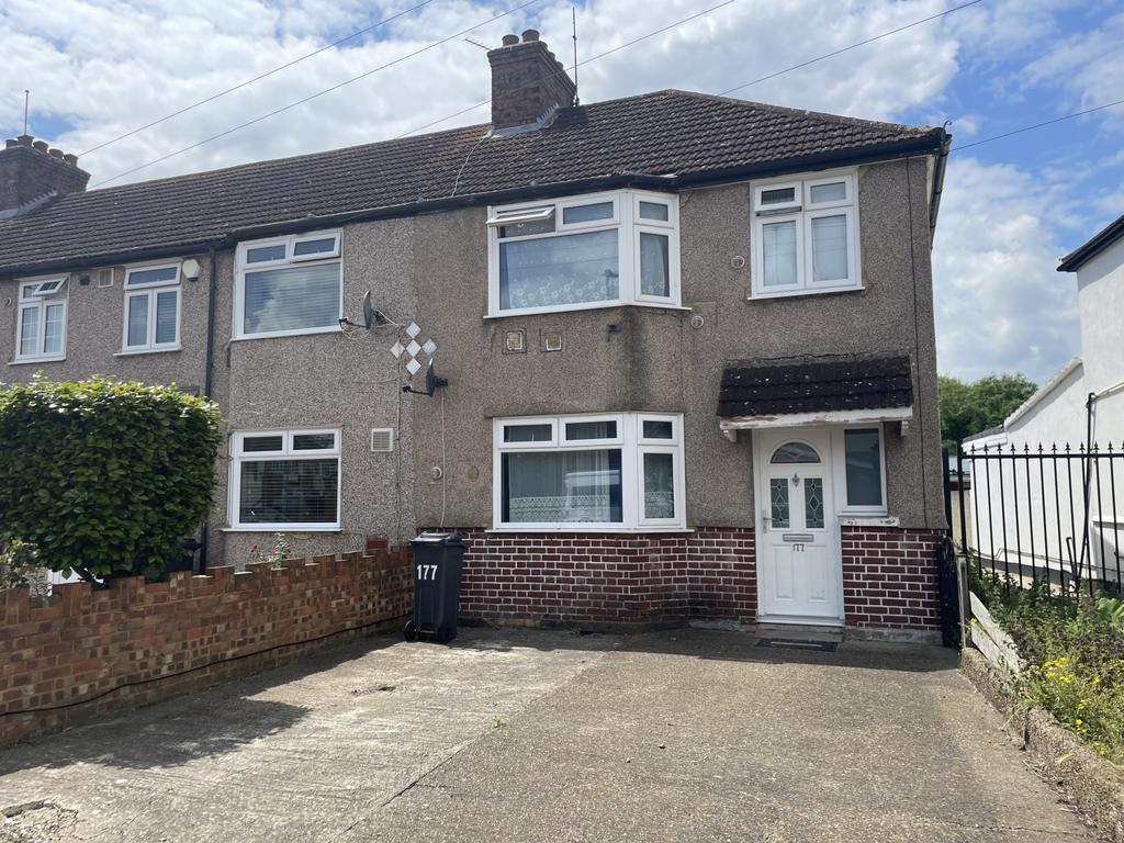 Three bedroom end terrace family home