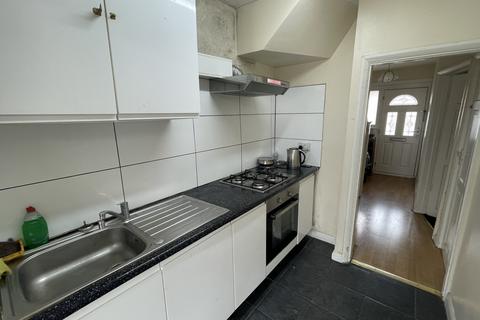 177 Waye Avenue, Hounslow, TW5 9SH