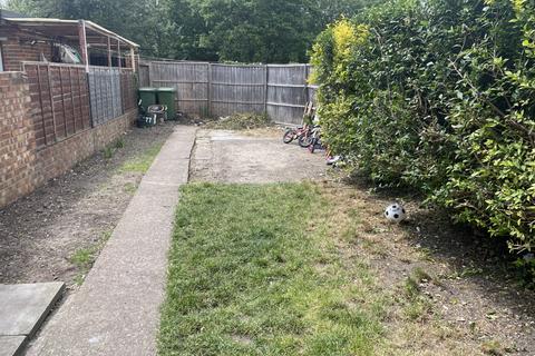 177 Waye Avenue, Hounslow, TW5 9SH