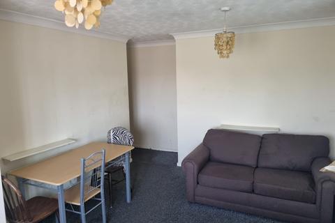 1 bedroom flat to rent, Ilford, IG1