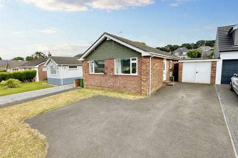 69 Cheam Road, Broadstone, BH18 9HB