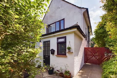 4 bedroom end of terrace house for sale, Sherborne Road, Basingstoke, RG21