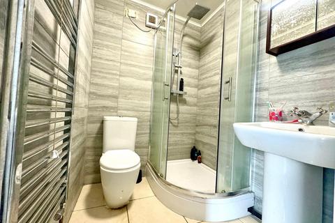 undefined, Chadwin Road, London, E13