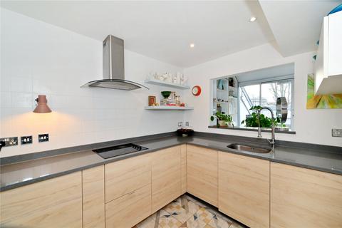 3 bedroom apartment to rent, Gloucester Avenue, Primrose Hill, London, NW1