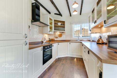 Flat C, 1 Downman Road, London, SE9 6RD