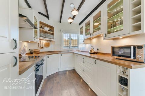 Flat C, 1 Downman Road, London, SE9 6RD